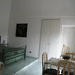 La Dolce Daire Meta